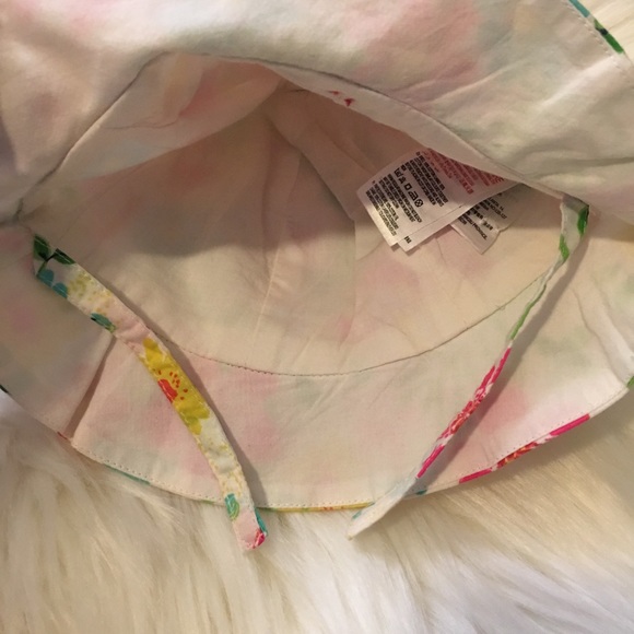 Baby girl hat - Picture 2 of 2